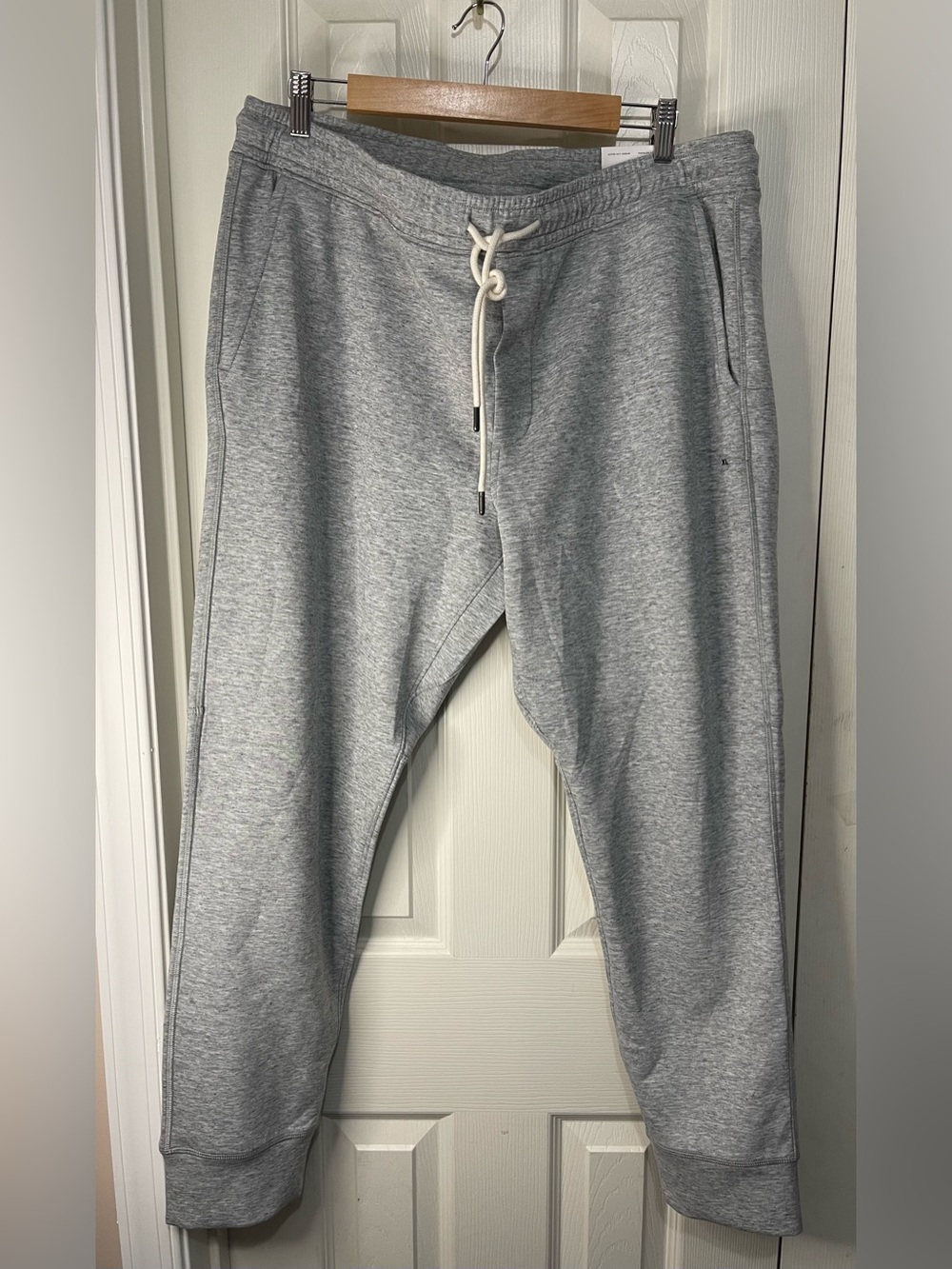 American Eagle 24/7 Active Grey Pull On Elastic Waist Jogger size XL NWT